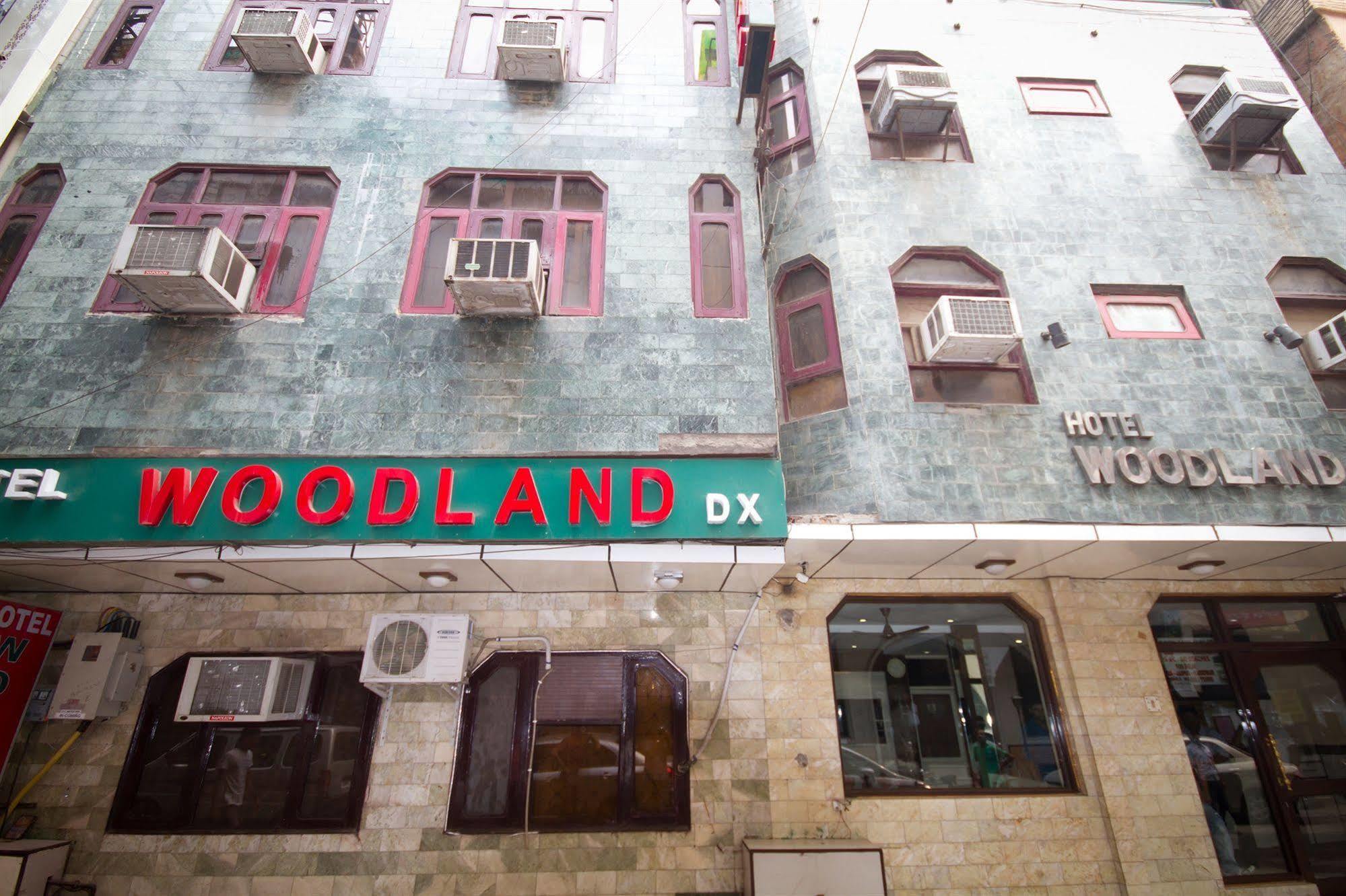 Hotel Woodland Deluxe New Delhi Exterior photo